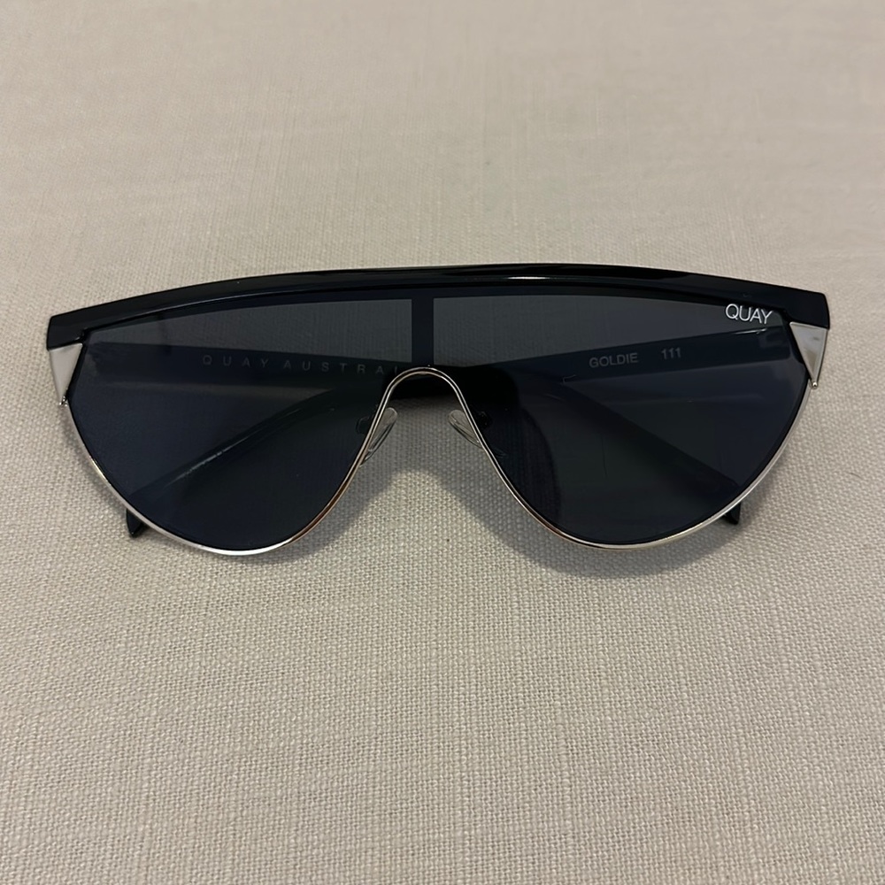 quay shield sunglasses